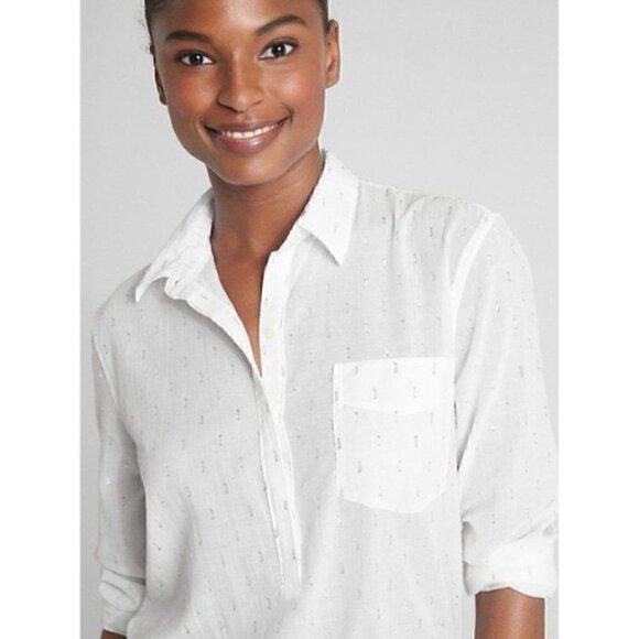 Gap White Boyfriend Shirt Metallic Silver Embroidery Popover Henley  Size Large - Picture 8 of 9